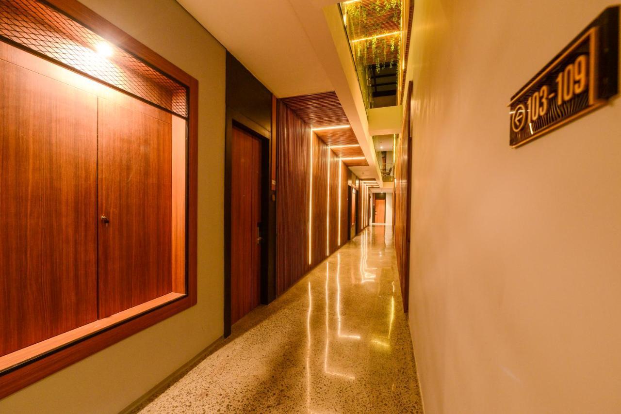 Nata Azana Hotel Solo Εξωτερικό φωτογραφία