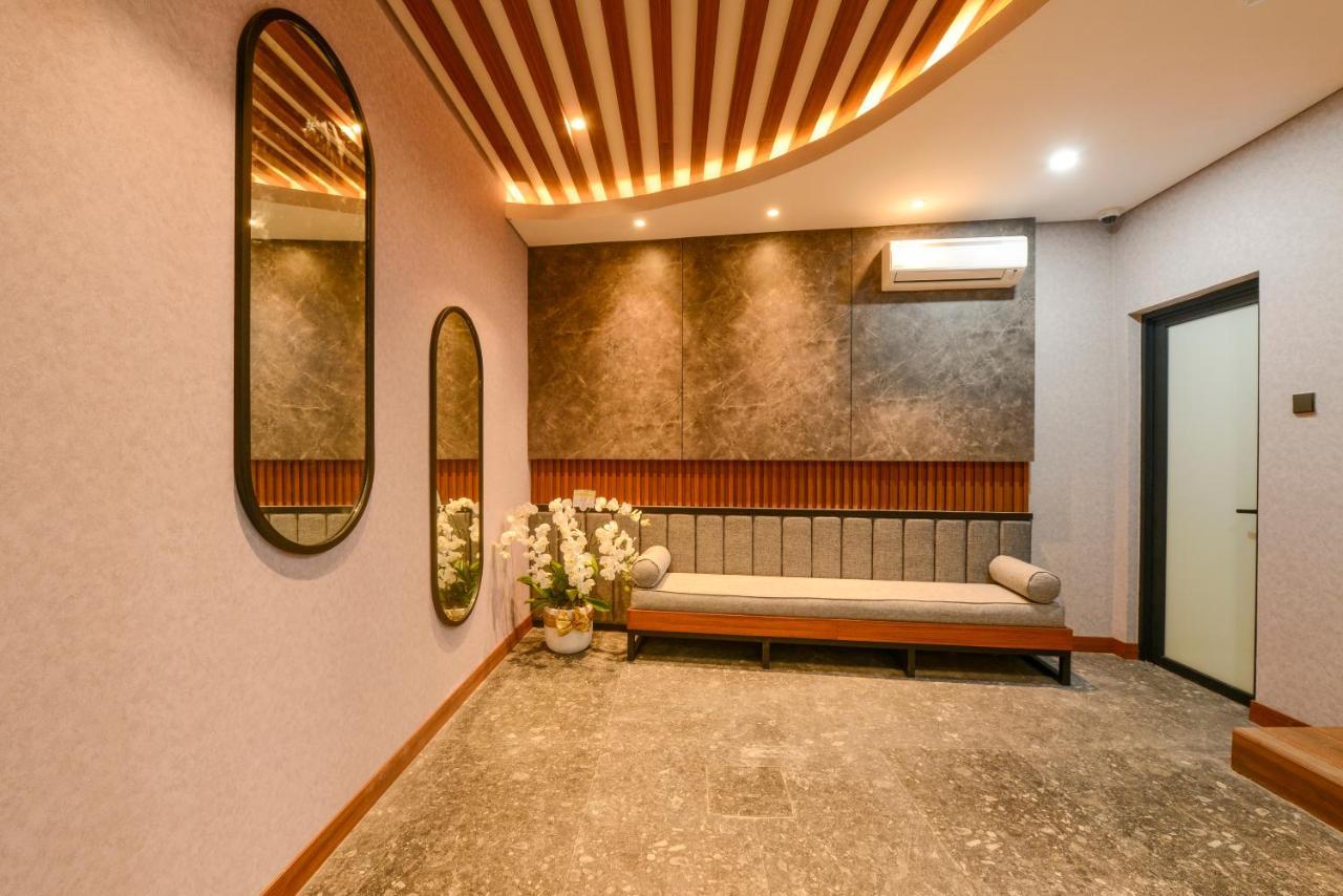 Nata Azana Hotel Solo Εξωτερικό φωτογραφία