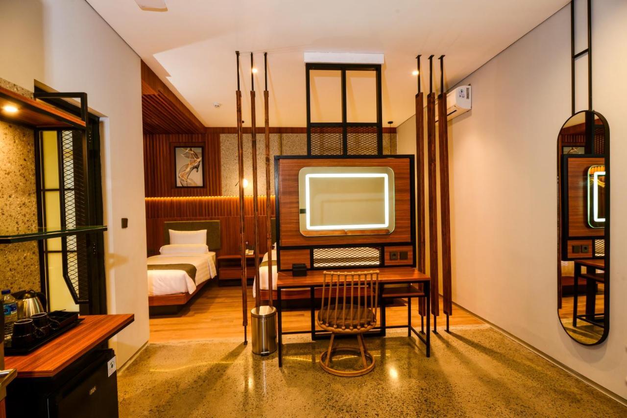 Nata Azana Hotel Solo Εξωτερικό φωτογραφία