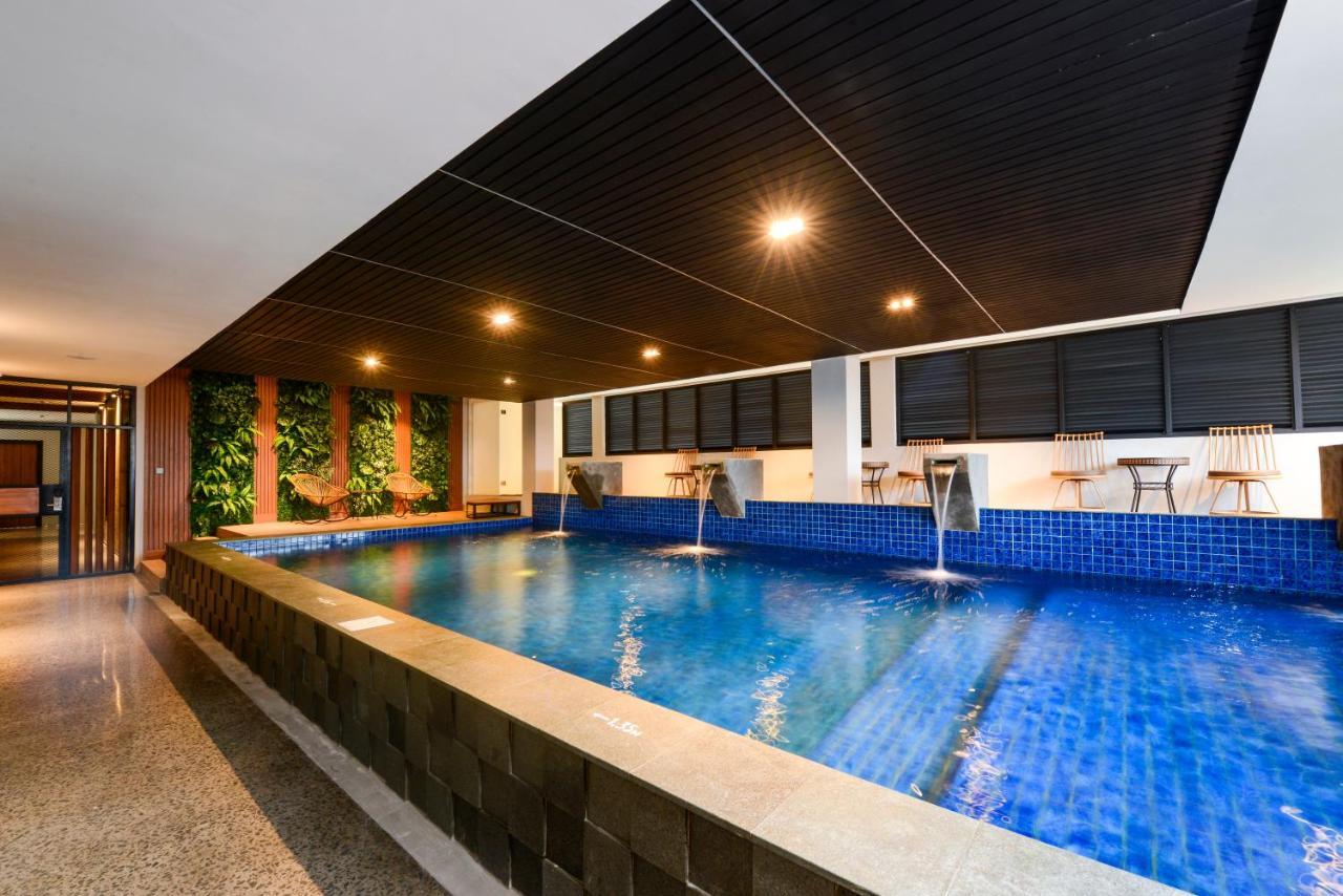Nata Azana Hotel Solo Εξωτερικό φωτογραφία