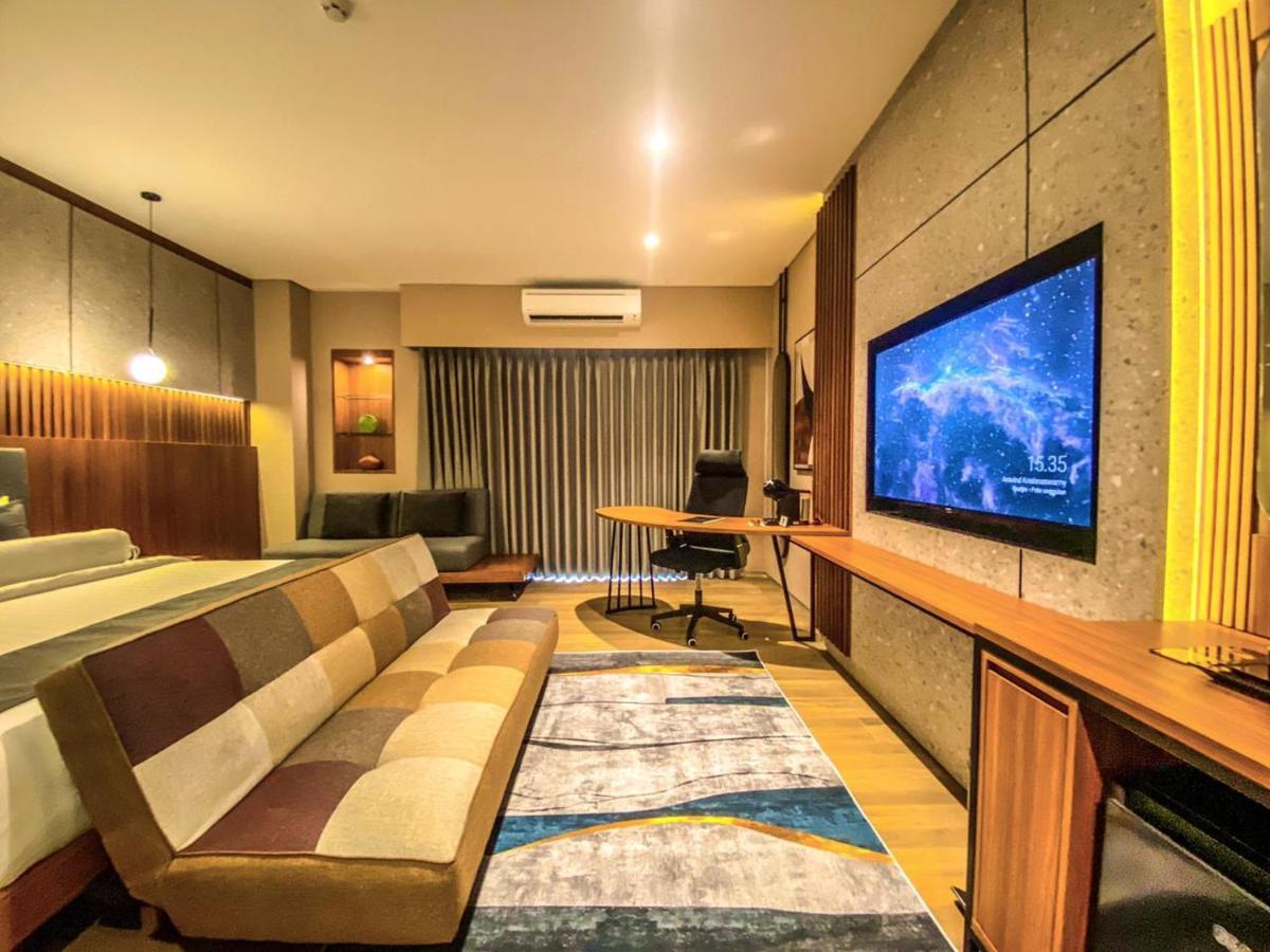 Nata Azana Hotel Solo Εξωτερικό φωτογραφία