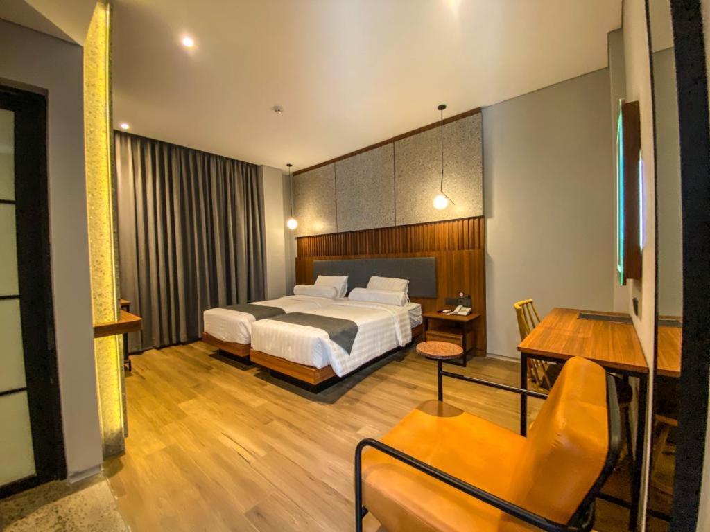 Nata Azana Hotel Solo Εξωτερικό φωτογραφία