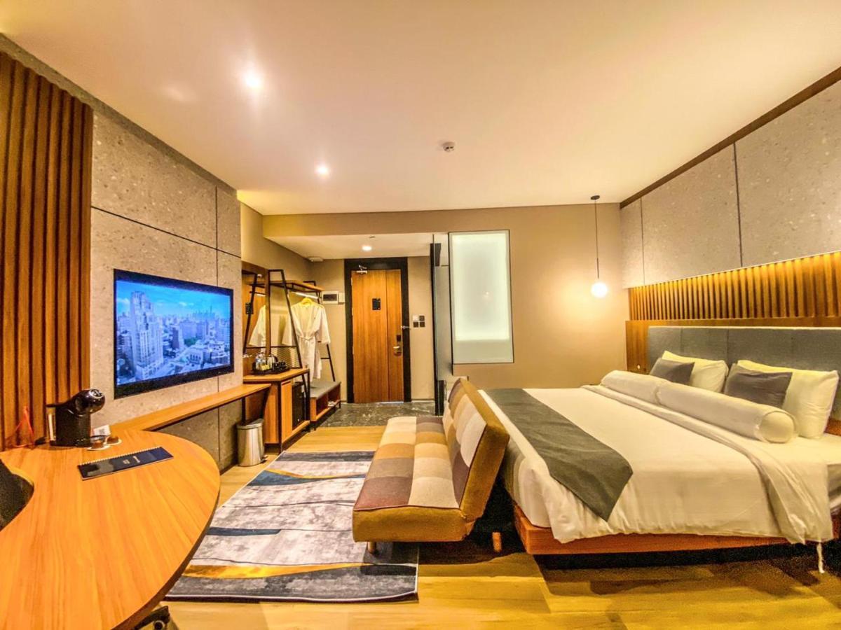 Nata Azana Hotel Solo Εξωτερικό φωτογραφία
