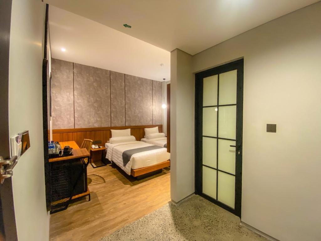 Nata Azana Hotel Solo Εξωτερικό φωτογραφία