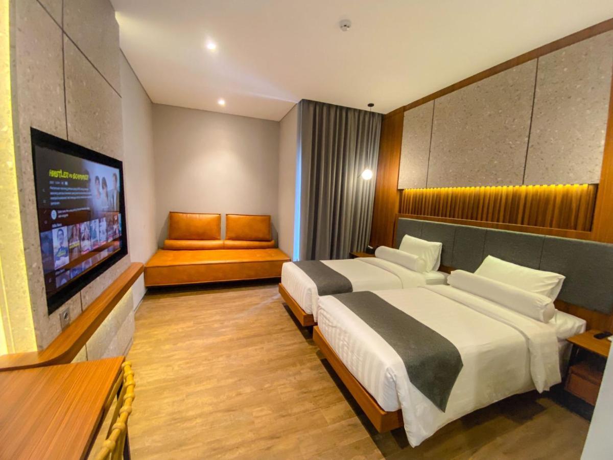 Nata Azana Hotel Solo Εξωτερικό φωτογραφία