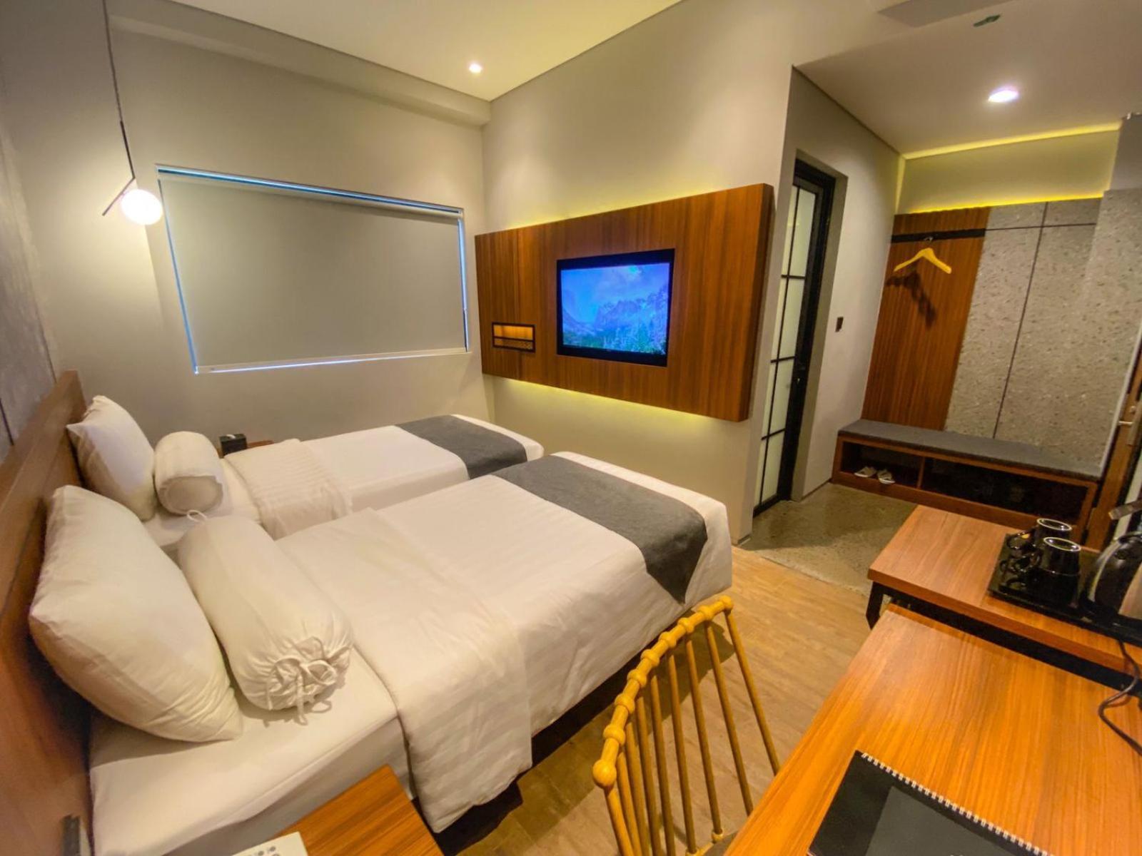 Nata Azana Hotel Solo Εξωτερικό φωτογραφία